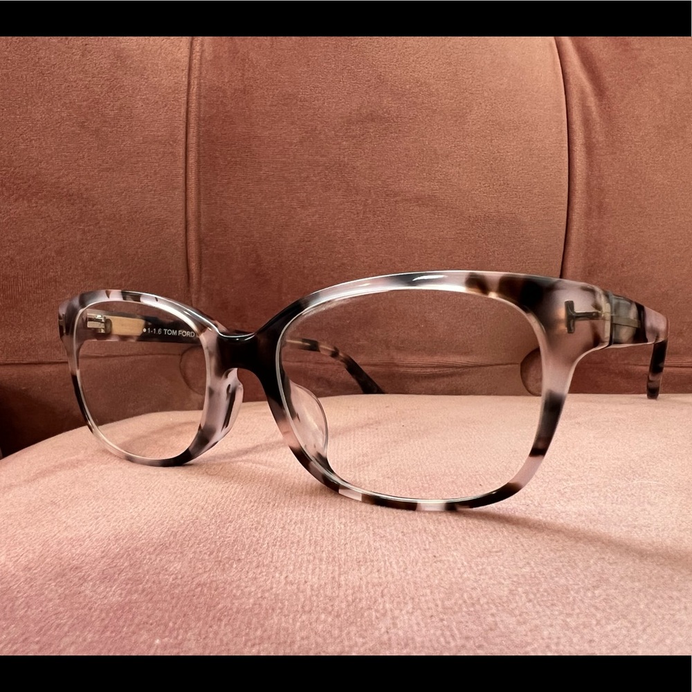 Gorgeous pink tortoise Tom Ford eyeglass frames.